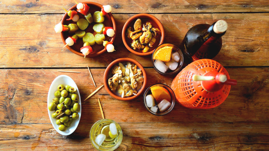 HORA DEL VERMUT, VERMUT Y APERITIVOS